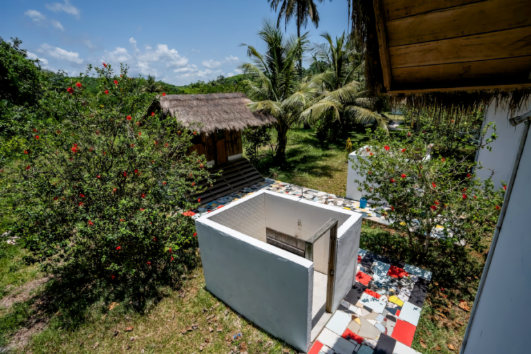 almond-shower-top-wide-view