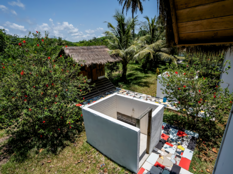 almond-shower-top-wide-view