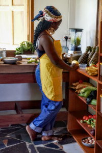 chef-trinity-beach-villa-restaurant