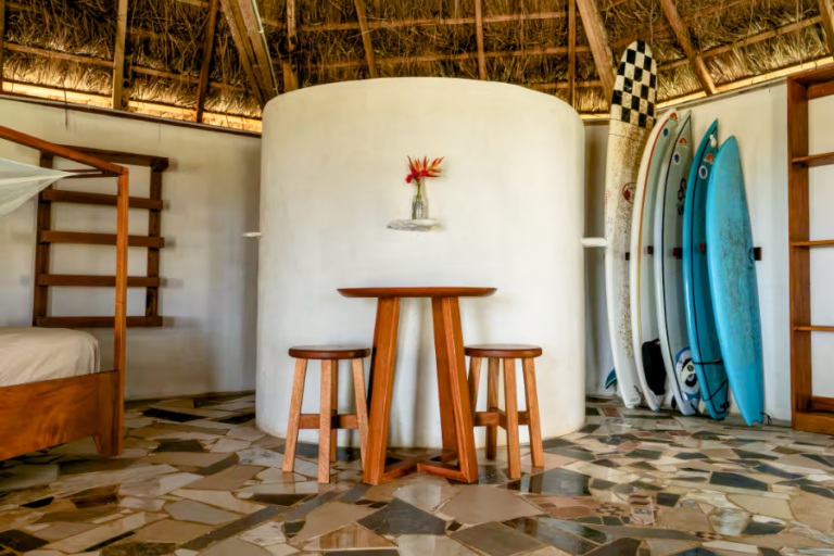 royal-surf-boards-sitting