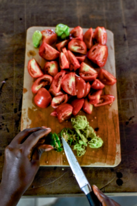 tomatoe-chopping