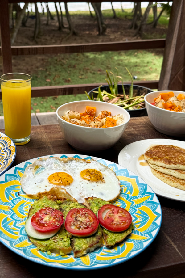 trinity-beach-villas-breakfast